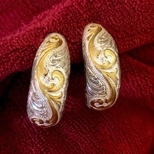 Pair of Montana silversmith earrings.  Needs shined up and will look like new